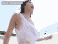 日本女生跳动抖奶gif动态图片(3)(点击浏览下一张趣图)