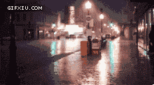 雨夜彩霓虹灯下空静的城市(点击浏览下一张趣图)