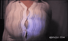大胸撑爆衣服gif动态图片(10)(点击浏览下一张趣图)