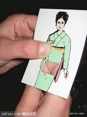 日本美女被邪恶(点击浏览下一张趣图)