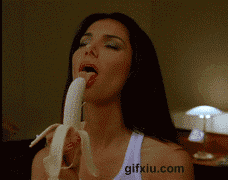美女吃香蕉动态图(9)(点击浏览下一张趣图)