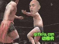 日本男优周杰伦摔跤把人家头装到内裤版(点击浏览下一张趣图)