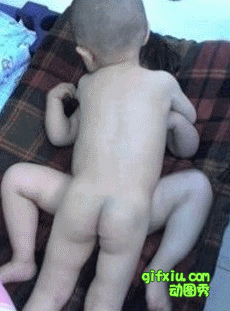 两小孩裸体做爱爱的动态图片(点击浏览下一张趣图)