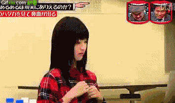 性感的日本少女解开胸衣诱惑(点击浏览下一张趣图)
