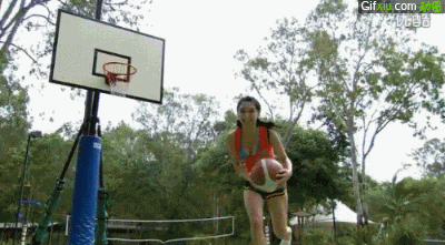 日本性感美女打篮球gif动态图片(点击浏览下一张趣图)