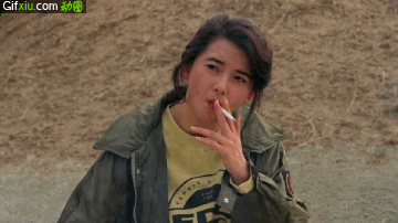 林青霞抽烟动态图片(点击浏览下一张趣图)