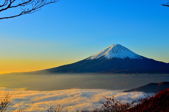 富士山唯美图片(点击浏览下一张趣图)