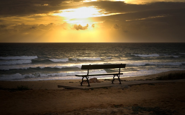海边夕阳黄昏图片(点击浏览下一张趣图)