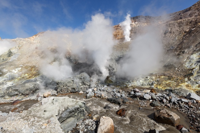 火山爆发图片素材(点击浏览下一张趣图)