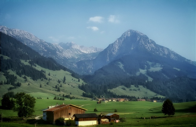德国巴伐利亚风景图片(点击浏览下一张趣图)