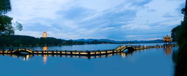 杭州西湖风景图片(点击浏览下一张趣图)