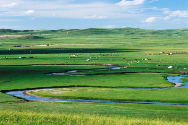 内蒙古大草原图片(点击浏览下一张趣图)