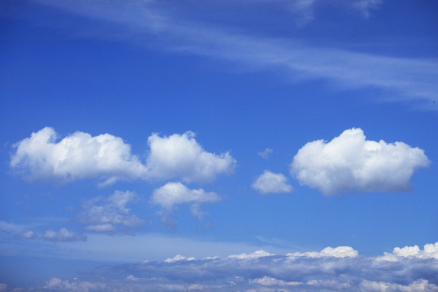 蓝天白云素材图片(点击浏览下一张趣图)