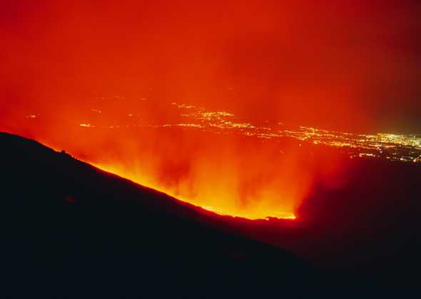 火山爆发图片(点击浏览下一张趣图)