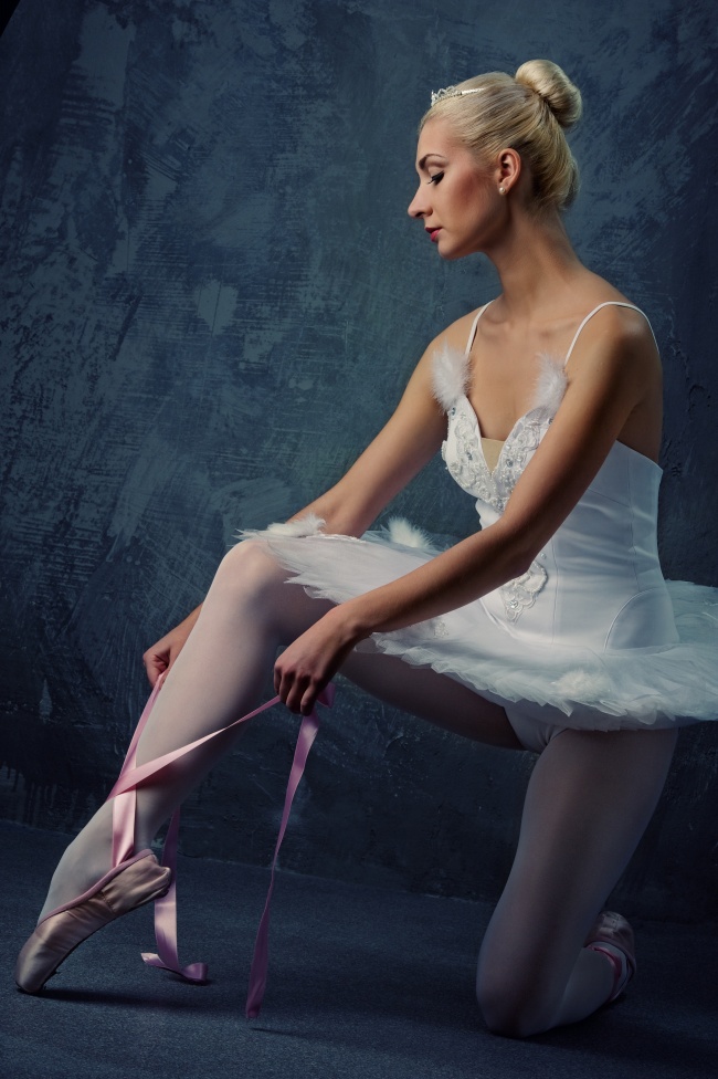 芭蕾舞美女图片(点击浏览下一张趣图)