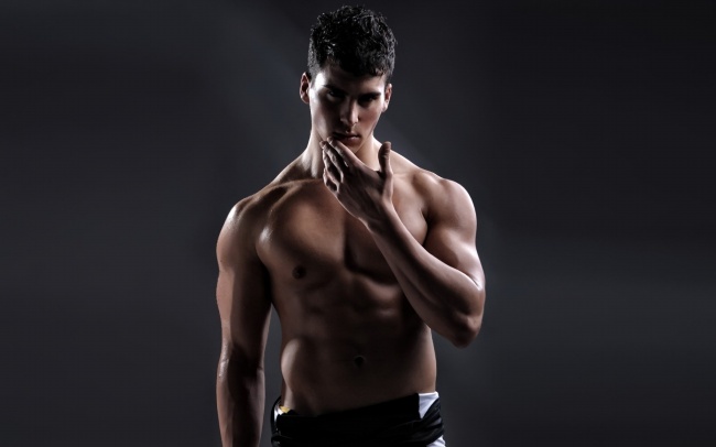 肌肉男人体艺术图片(点击浏览下一张趣图)