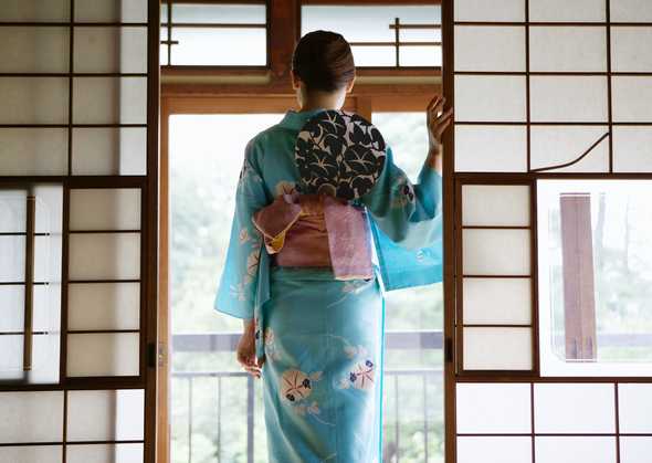日本和服美女图片 79(点击浏览下一张趣图)