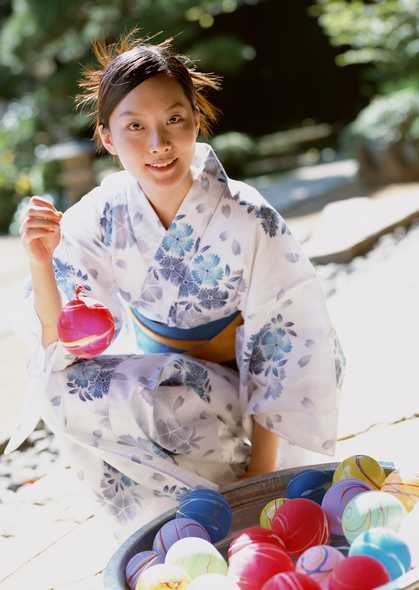 日本和服美女图片 60(点击浏览下一张趣图)