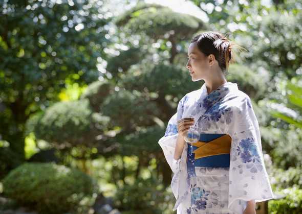 日本和服美女图片 39(点击浏览下一张趣图)