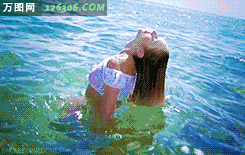 蓝色海水性感长发美女动态图片(点击浏览下一张趣图)