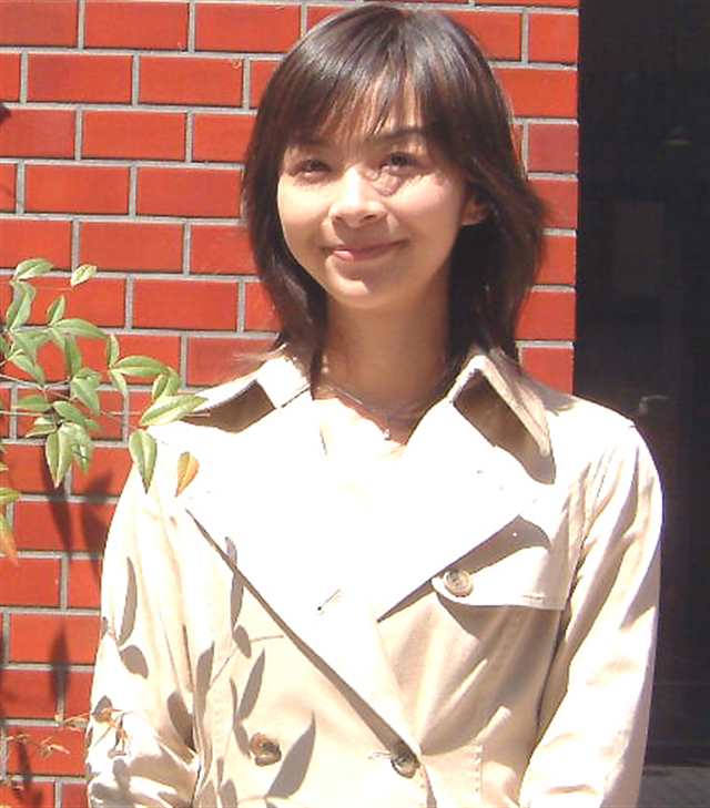 日本第一美女梅泽加冕棋圣(点击浏览下一张趣图)
