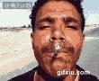 看下印度阿三玩烟的技巧看下慢镜头