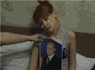 普京又被恶搞美女抱着普京的照片痛哭啊！！逝世啦
