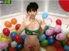 日本气球美女动态图片